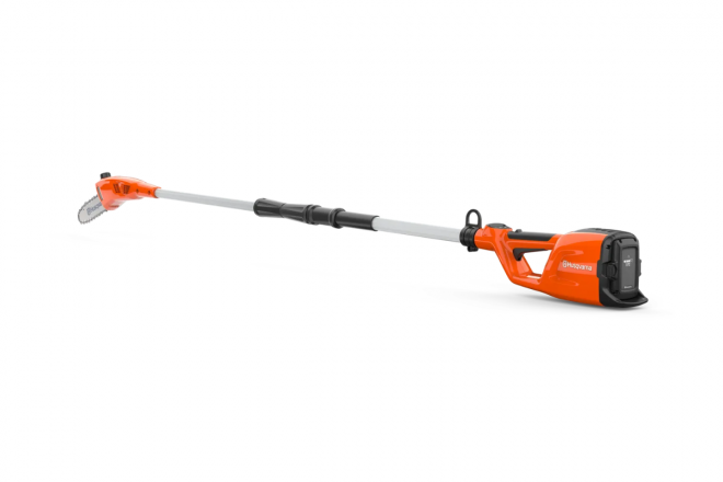 Tronçonneuse HUSQVARNA batterie 120iTK4 avec PK4 attachment, sans accu ni chargeur