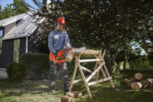 Tronçonneuse HUSQVARNA batterie 240 i 36 cm., avec BLi30 et 40-C80