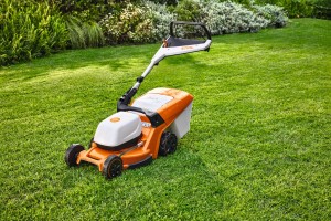 Tondeuse STIHL batterie AK RMA 448.3 V