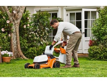 Tondeuse STIHL batterie AK RMA 448.3 V