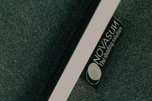 Parasol Alu Déporté Carré 3X3 Nova Sun Carbon + Tilt +Pied