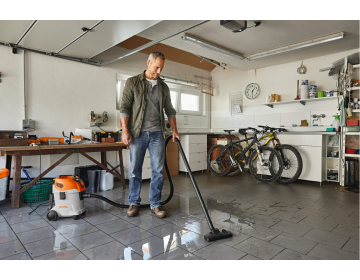 Aspirateur STIHL électrique SE 33