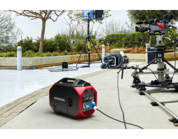 GROUPE INSONORISE 3200W EU32i NEW