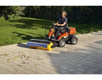 Tracteur HUSQVARNA 4T R 316TX (hors pont de coupe)