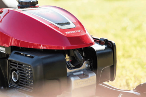 TONDEUSE 47CM 5.5CV TRACTEE ROTOSTOP HYDRO