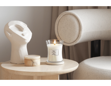 Linen Medium Candle