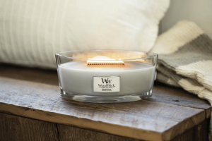 Warm Wool Ellipse Candle
