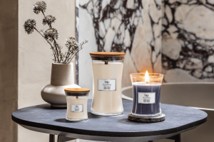 Hinoki Dahlia Medium Candle