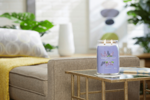Lilac Blossoms Signature Large Jar