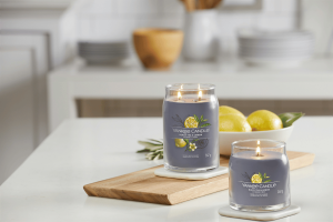 Black Tea & Lemon Signature Medium Jar