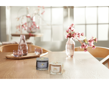 Black Tea & Lemon Filled Votive